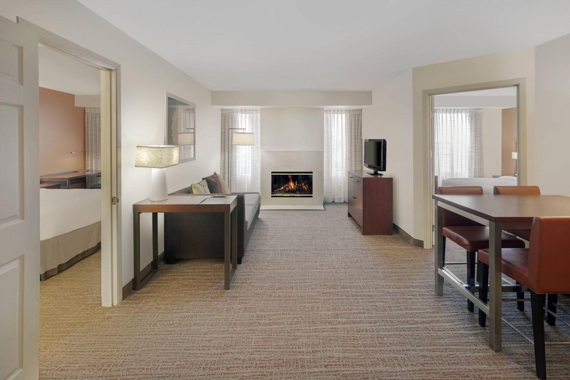 Residence Inn Indianapolis Airport Exteriér fotografie